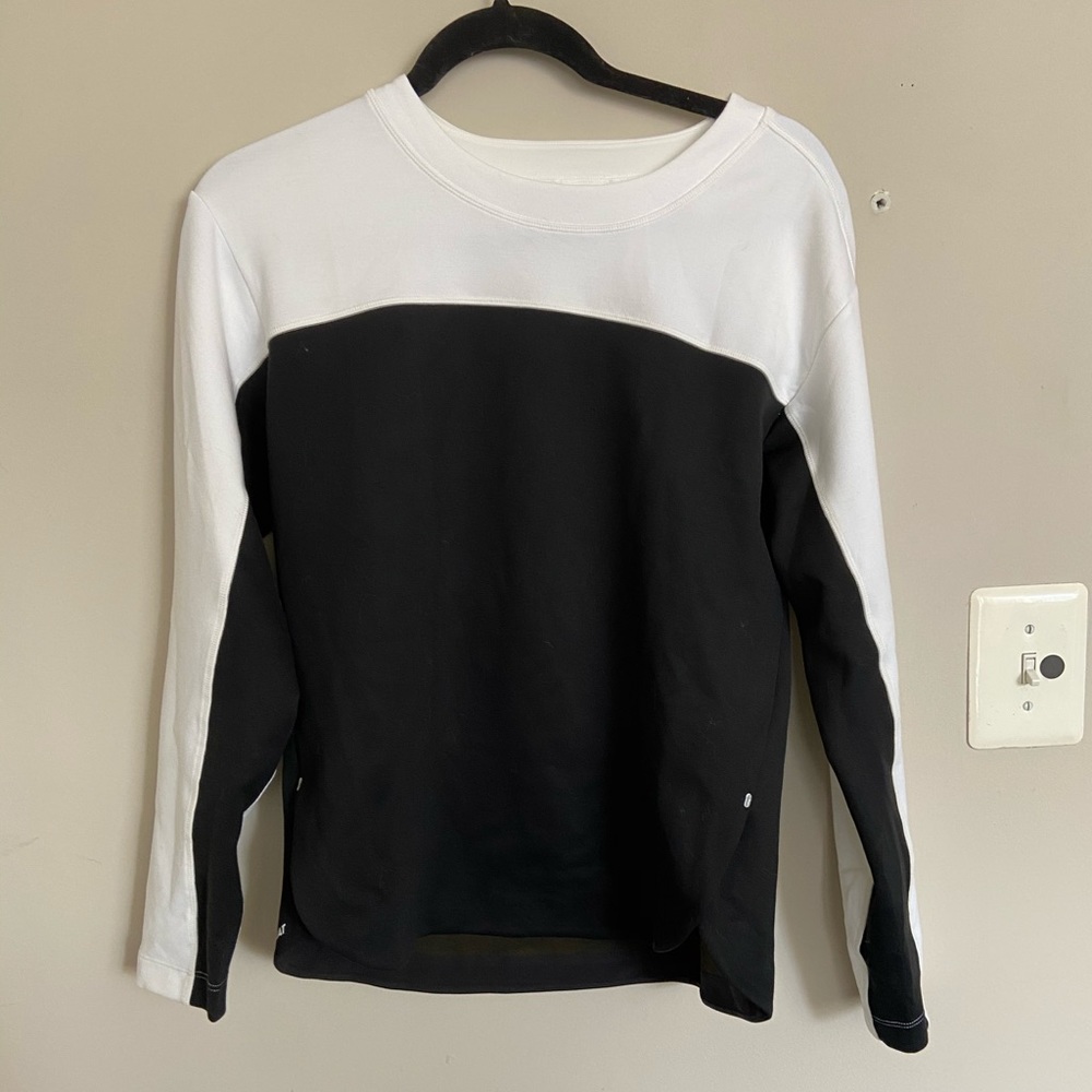 New balance crew neck sweatshirt black white Small